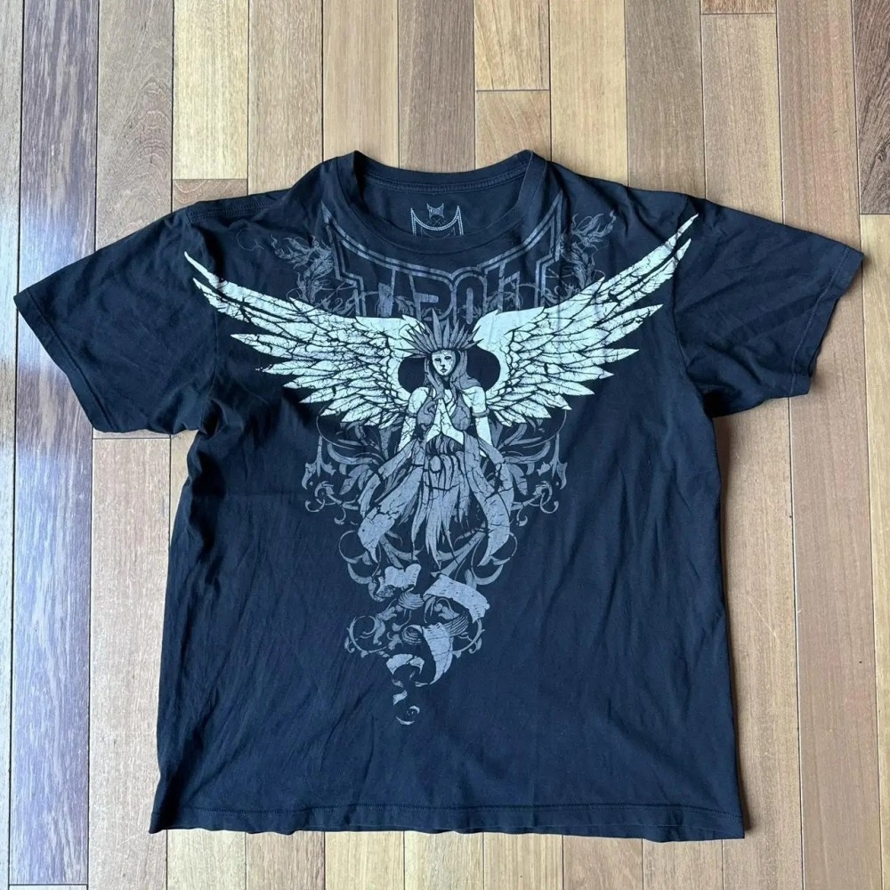 Trendiges Street-Style T-Shirt – Street Fashion Graffiti Bewertung und Preis